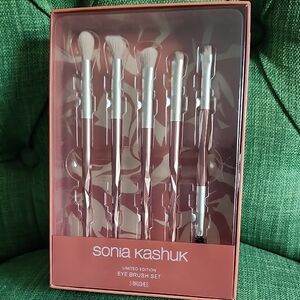 Sonia Kashuk Limited Edition Brush Set